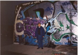In front of the Berlin Wall in November 1996