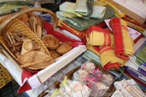 Wooden spoons, dishes and trinkets from Bonjour Provence! at the Hessentag in Oberursel