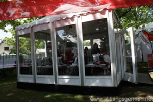 The Taunus Zeitung editorial office in the Deschauer Park at the Hessentag in Oberursel