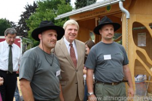 Volker Bouffier visits the National Park Kellerwald-Edersee stand at the Hessentag in Oberursel