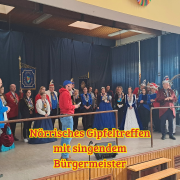Närrisches Gipfeltreffen mit singendem Bürgermeister