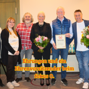 Ehrungen und ein Ehrenvorsitzender beim fokus O.