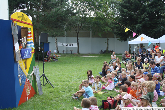 Punch and Judy in the Rushmoor Park in Oberursel