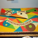 A birthday cake for the Vortaunusmuseum's 25th anniversary
