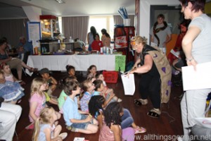 The Gruffalo being performed at Helen Doron Early English in Oberursel's Station