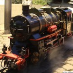 A miniature steam train on the Rathausplatz