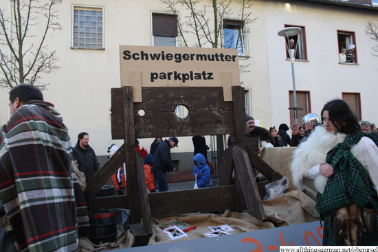 Schwiegermutterparkplatz - Mother-in-law parking space