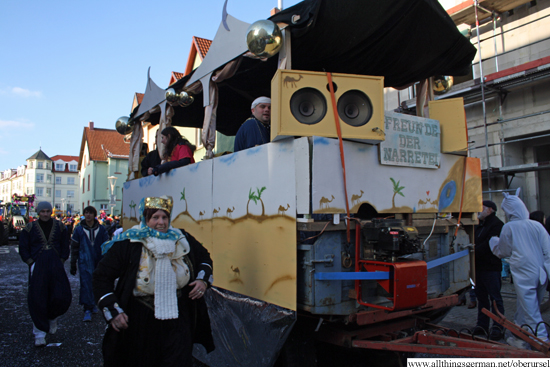 Freunde der Narretei Stierstadt - In Orschel ist ein neuer Trend, wir feiern Fasching wie im Orient