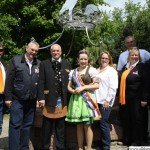 Annabel I. with past fountain queens and Brunnenmeisters