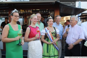 Opening the wine festival: Louisa Follrich, Sabine Wagner, Annabel I., Hans-Georg Brum