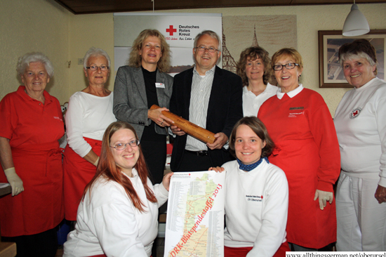 The blood donation relay baton being handed over in Oberursel