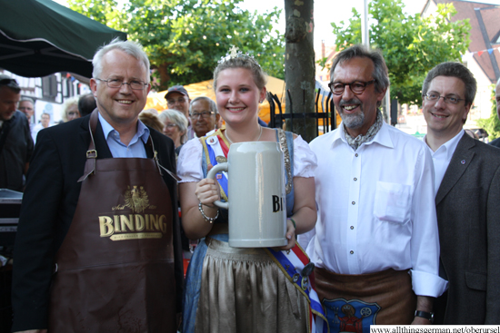 Mayor Hans-Georg Brum with Carolyn II, Harald Pratt and Alderman Christof Funk