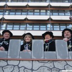Georg Braun, Sabina Kinkel, Silke Welteke and Jörg Steden defending the town hall