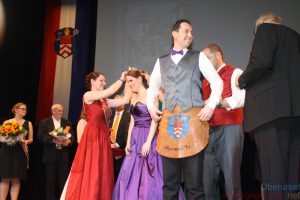 Nadine is crowned as Fountain Queen