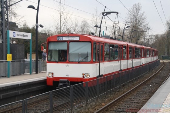 The first U2 train set (nr. 303) entering Oberursel station on Sunday, 3rd April, 2016