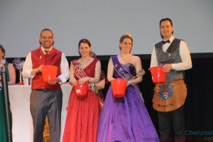 Drawing the numbers for the raffle prizes