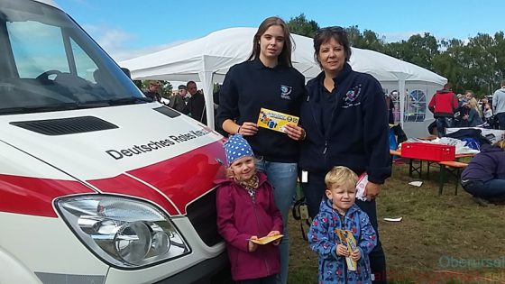 Youth Red Cross presentation at the Drachenfest - Sunday, 2nd October, 2016