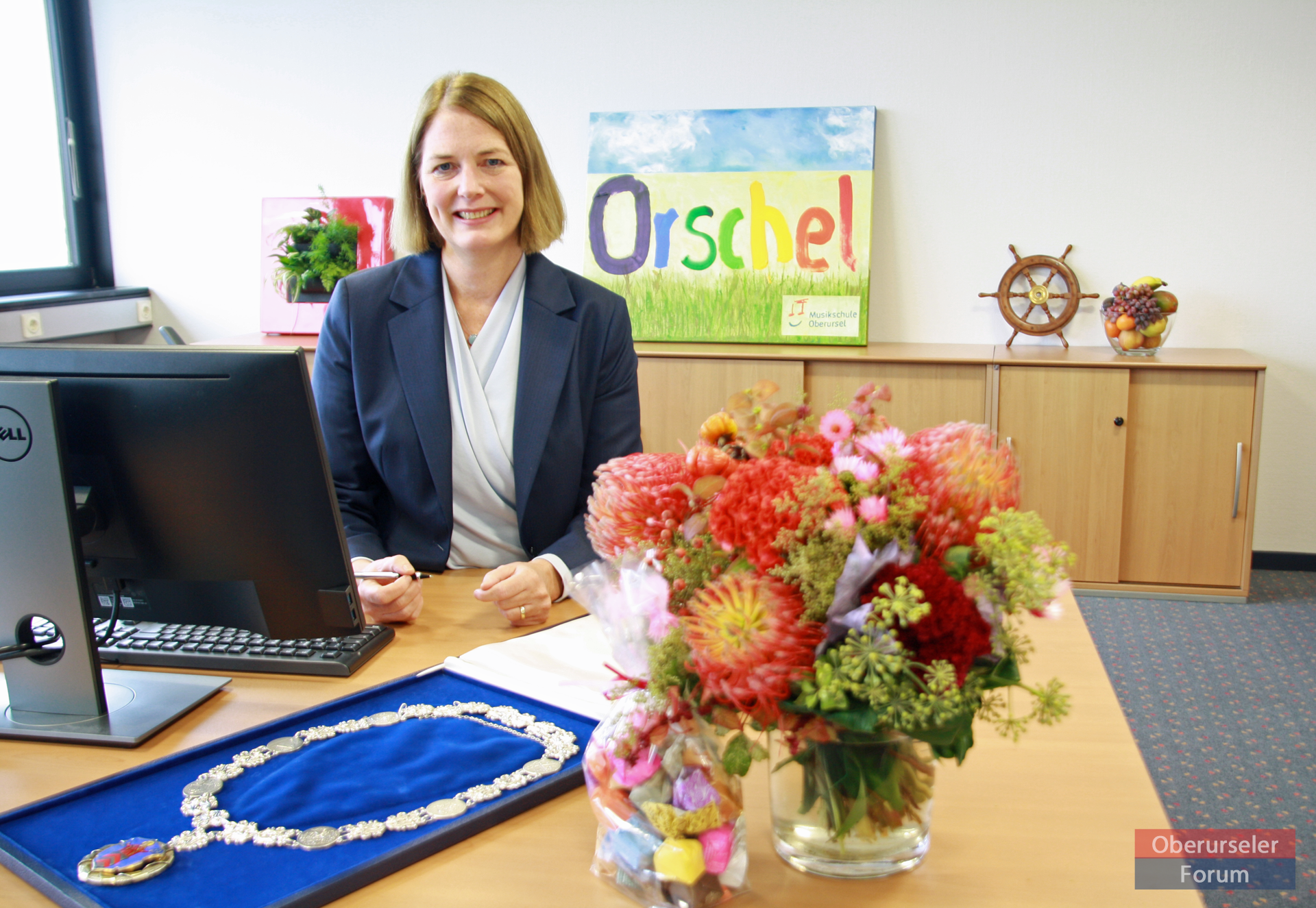 Antje Runge has started her official duties in the Oberursel Rathaus as the town's new Mayor.